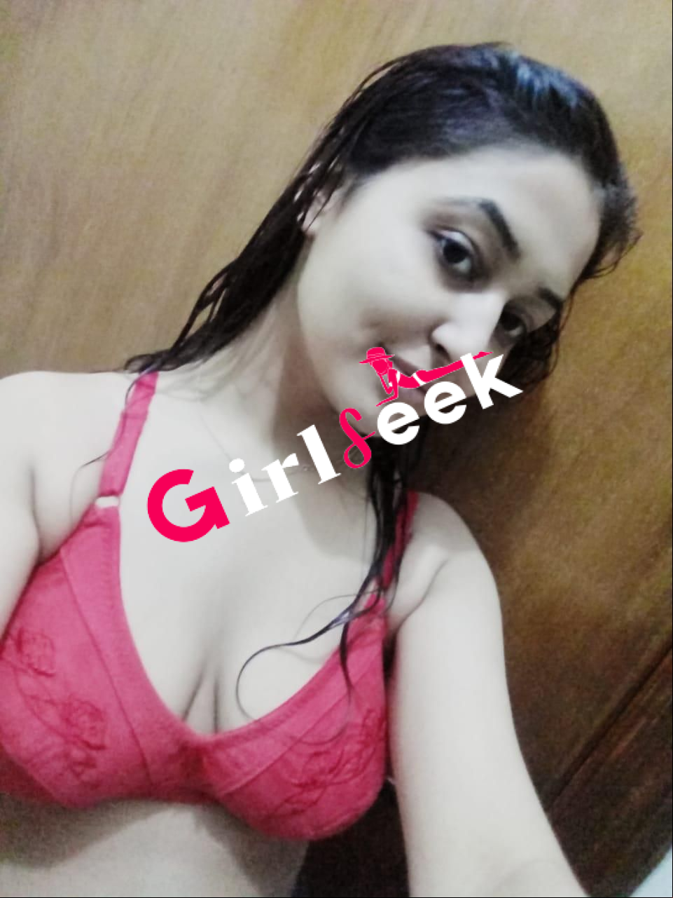 Independent Escort available in Agra With Cash On Delivery